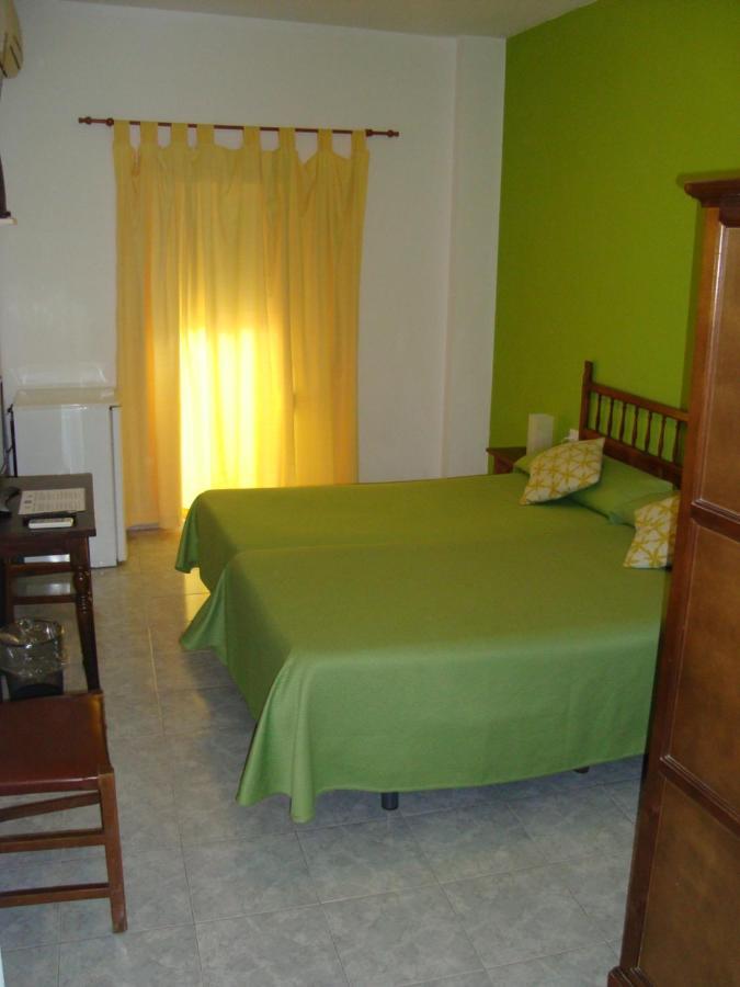 Hostal Duran Alora Luaran gambar