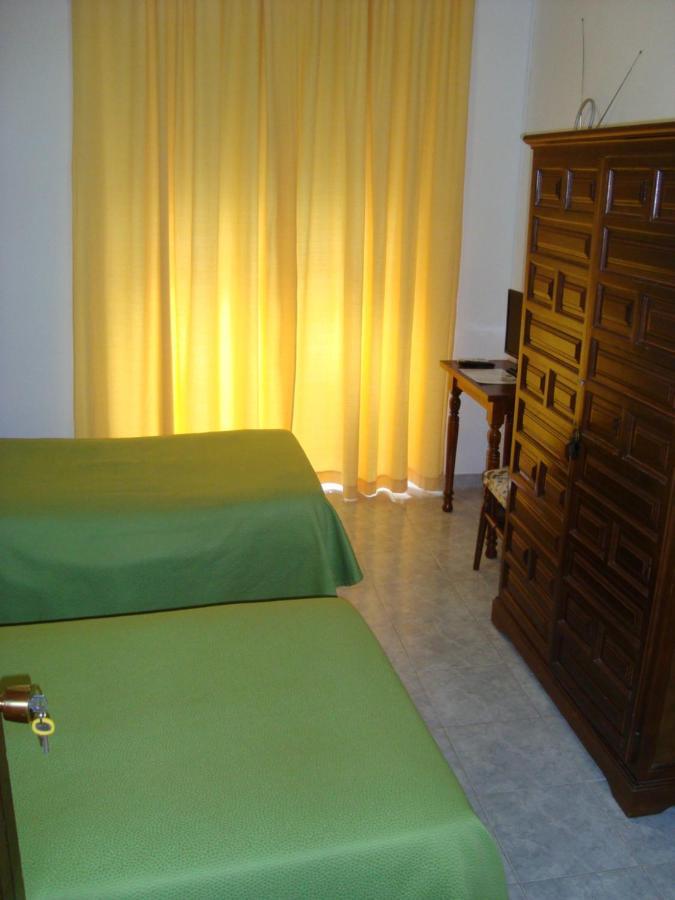 Hostal Duran Alora Luaran gambar