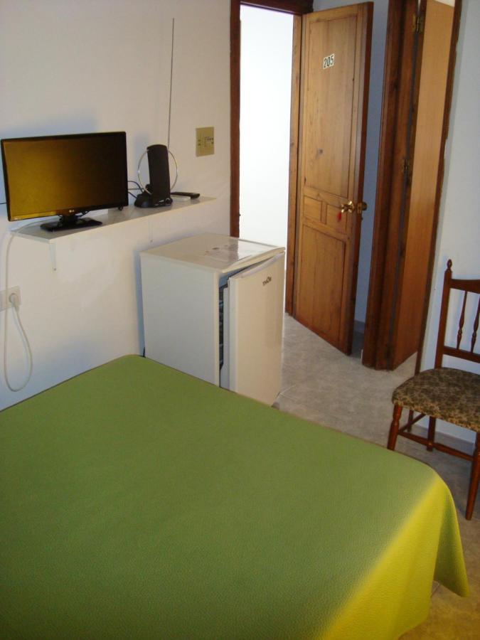 Hostal Duran Alora Luaran gambar