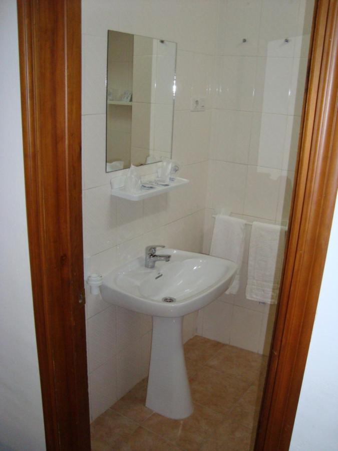 Hostal Duran Alora Luaran gambar
