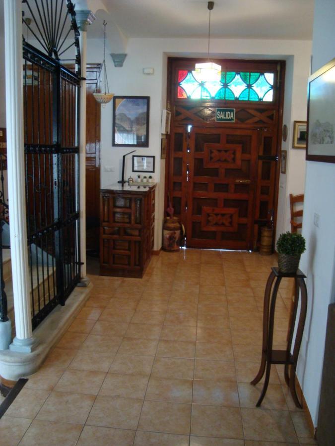 Hostal Duran Alora Luaran gambar