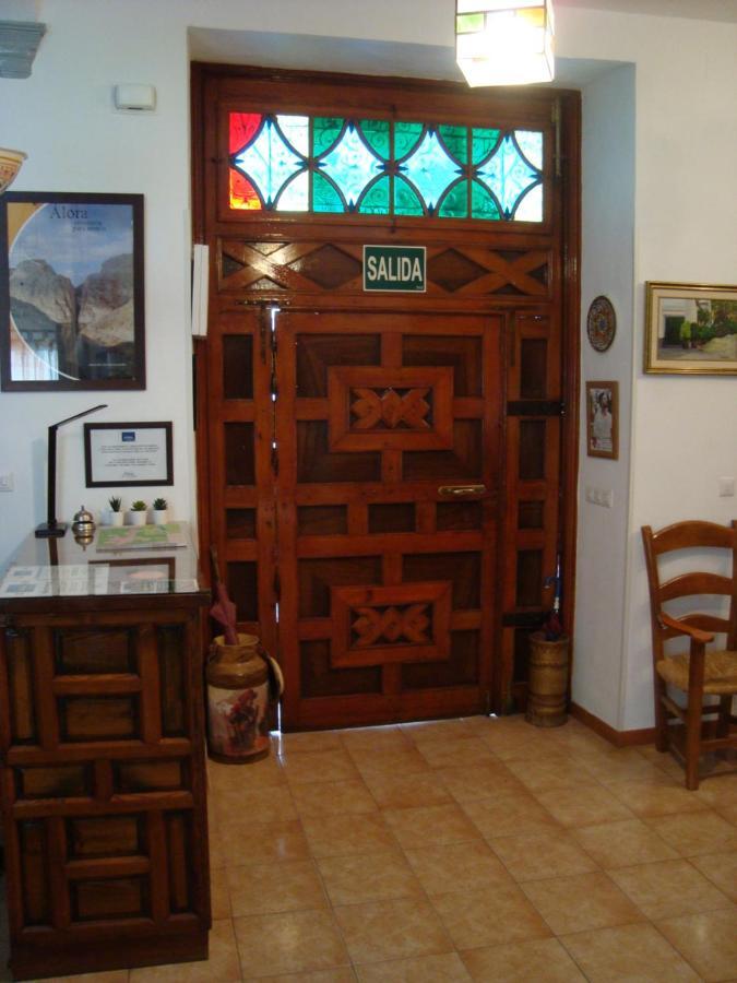 Hostal Duran Alora Luaran gambar